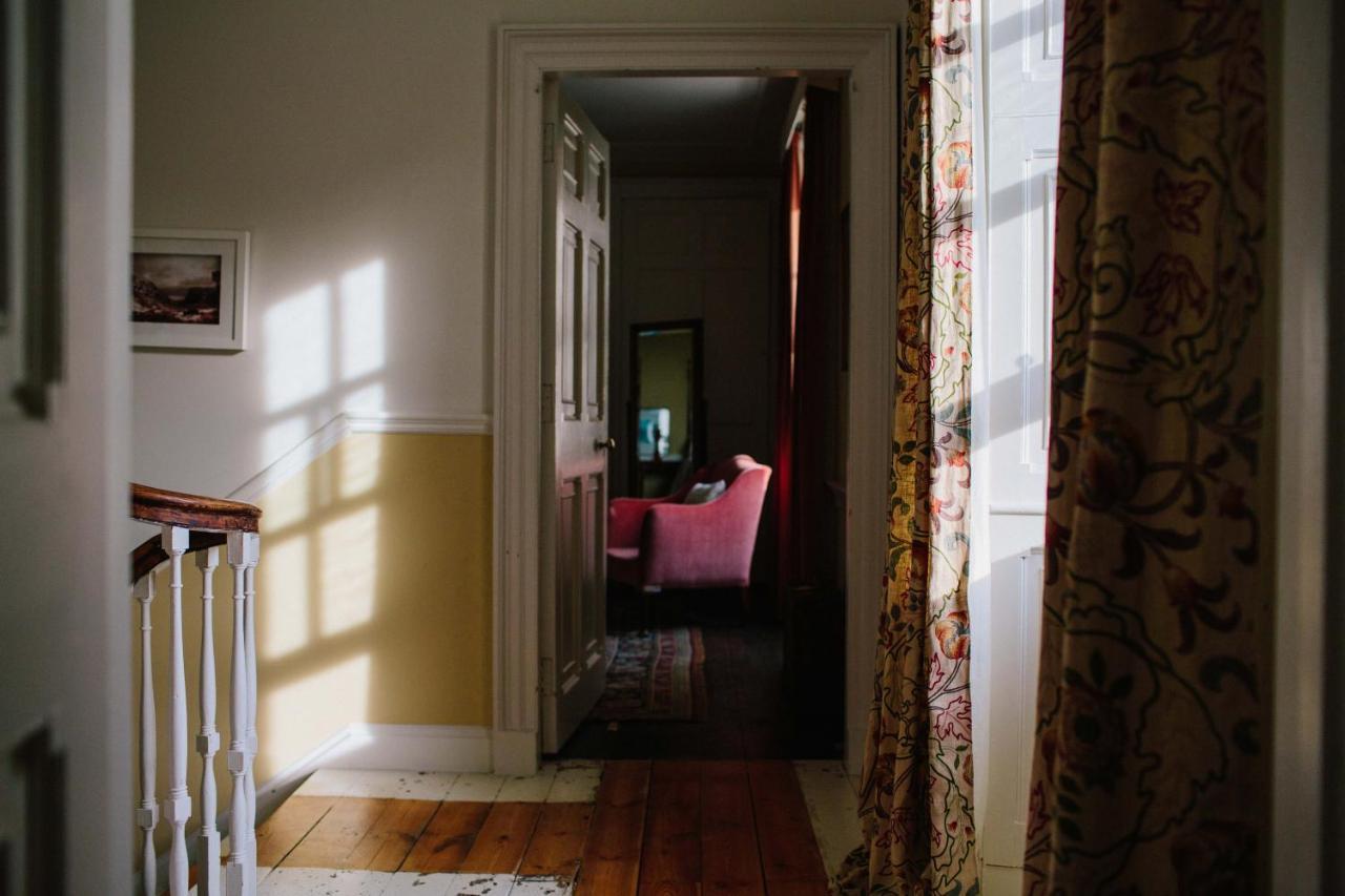 The Dell Of Abernethy - A Woodland Hideaway Apartment เนธีบริดจ์ ภายนอก รูปภาพ